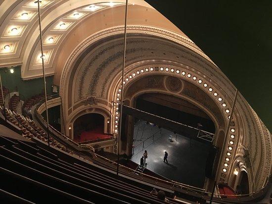 Burton Cummings Theatre for the Performing Arts